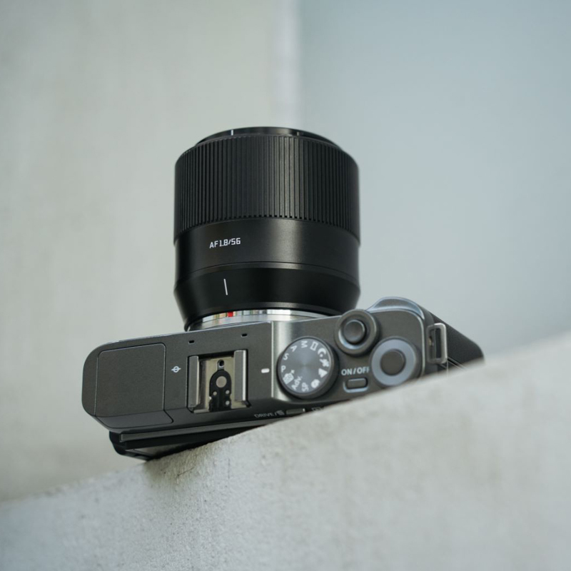 铭匠光学56mm F1.8自动对焦镜头大光圈人像定焦适用富士XF口 XT5 - 图0