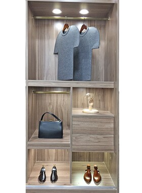 意式轻奢极简样h板房展厅衣帽间道具假衣服收纳盒装饰品陈列摆件