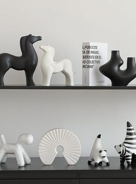 轻奢高档大气上档次客厅家居软装小众艺术高级感电视柜酒柜装饰品