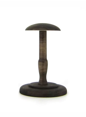 现代轻奢样板间男士梳妆台卧室软装摆件帽子包包饰品桌面装饰品