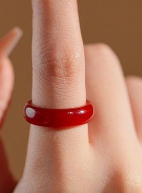 天然红玛瑙戒指女素圈本命年新年红玉髓指环戒圈大红跑环内径20mm