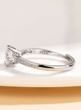 简约风满钻六爪戒指高级感一克拉仿真戒指可调节开口戒指跨境