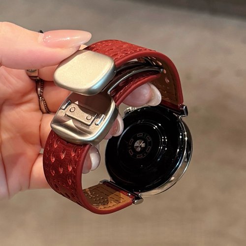 知了兔新年款适用华GT6手表表带41mm手表带GT6pro疯马纹镂空磁吸watch5皮质通用GT4智能穿戴配件GT2男女秋冬 - 图0