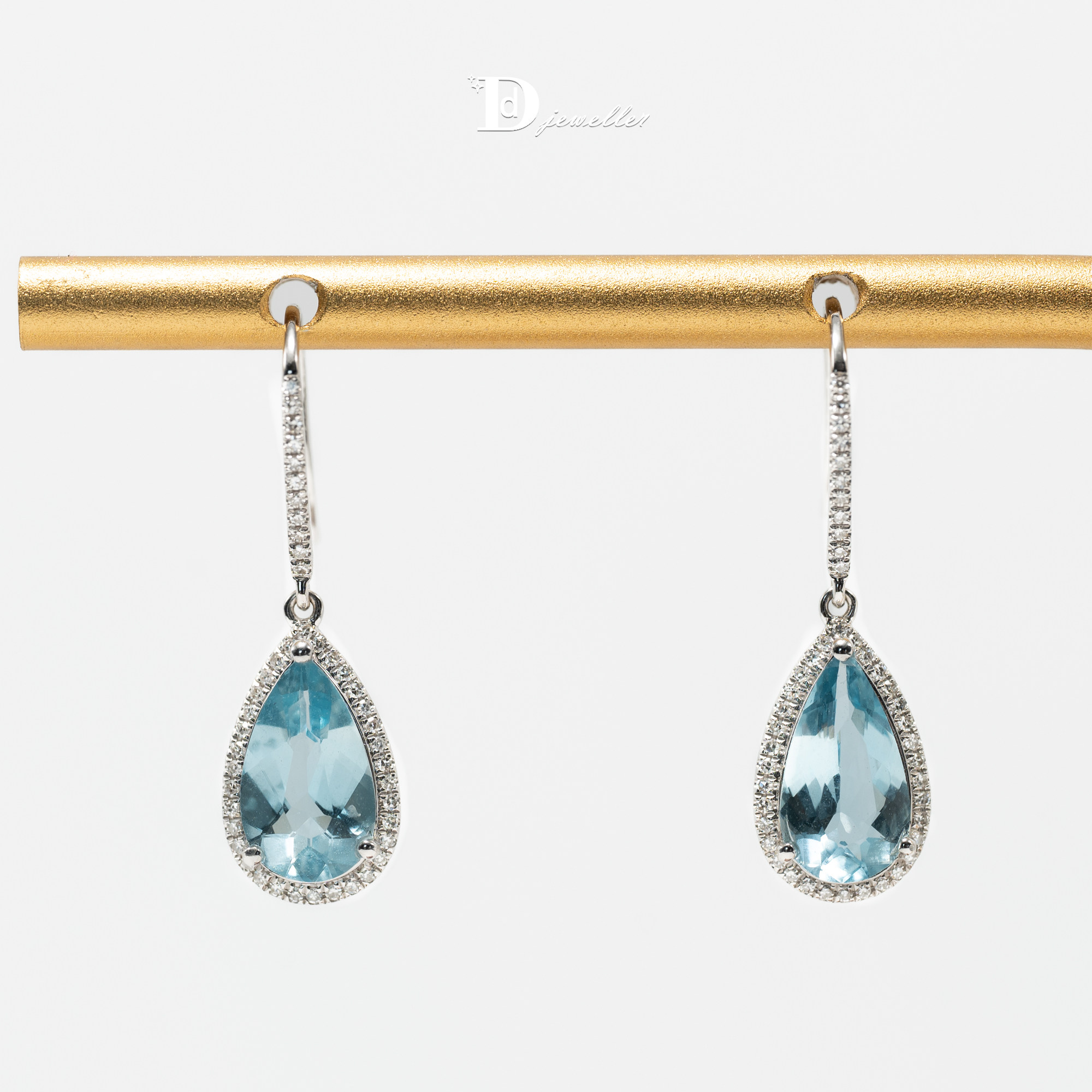 18K gold aquamarine and diamond clavicle necklace