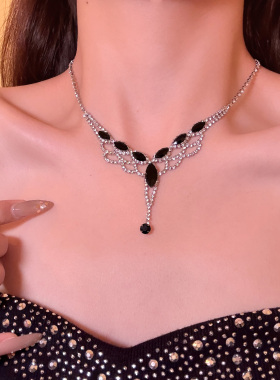黑金香氛黑色V形流苏项链