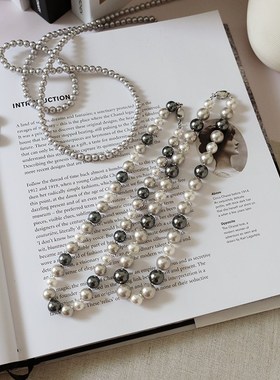 个性强光黑白灰中性大溪地混色打结珍珠项链高级毛衣链小众设计撞