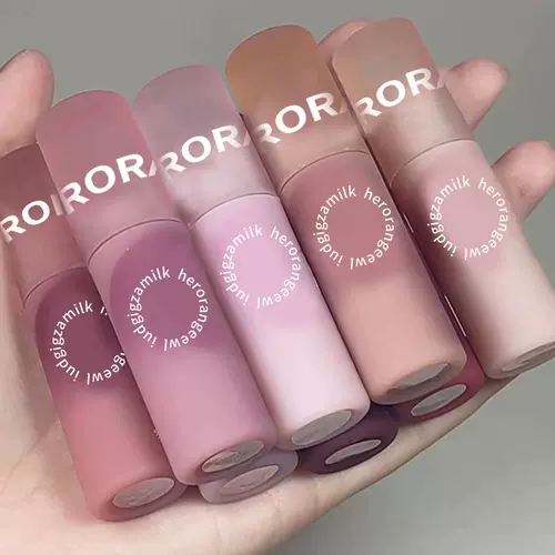 Вы впервые попробуйте крем-грязь для губ, белый персик, чай с молоком, матовую бархатную глазурь для губ, помаду для нишевых брендов, студенческую весеннюю грязь, натуральную