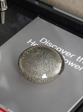 高端家居现代极简约玻璃镇纸石样板房书房摆件椭圆书桌面软装饰品