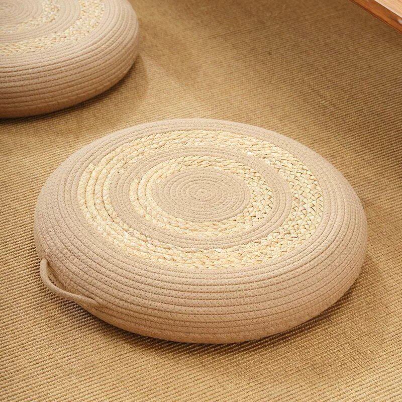 Home sitting on the floor reading cotton rope futon lazy tatami thick pier bay window balcony bedroom thickened cushion