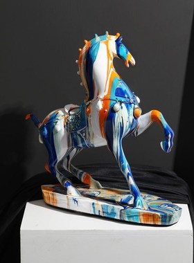 摆件客厅马装饰轻奢品乔迁新居办公室高档家居北欧酒柜工艺礼物柜