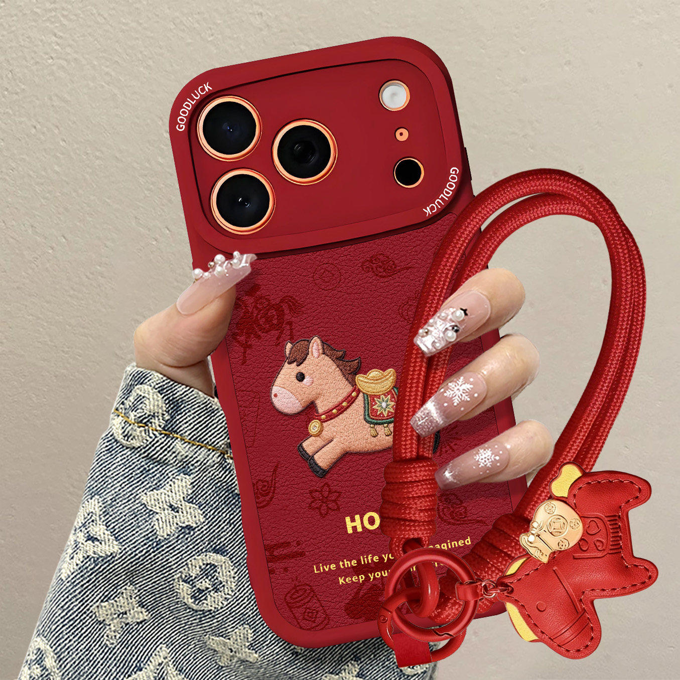 红色苹果超漂亮马上有钱适用苹果17promax手机壳红色iPhone16pro可爱小马挂绳15plus皮纹14中国风13创意12peo,淘宝优惠券,粉丝福利购,淘宝优惠卷