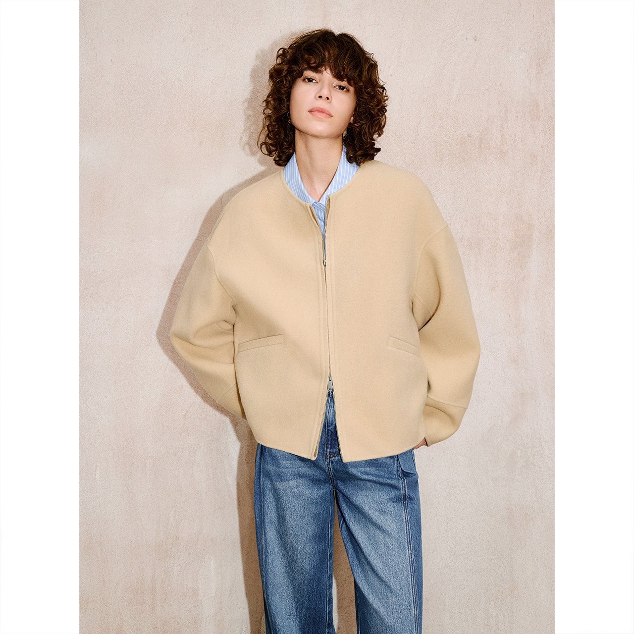 COVERINS100羊毛廓形毛呢短外套女简约夹克2025冬新款CC35510010,淘宝优惠券,粉丝福利购,淘宝优惠卷