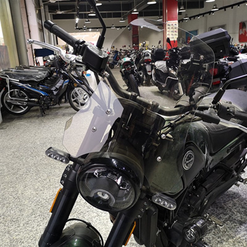 摩托车透明挡风玻璃 幼狮500高清挡风玻璃板圆灯车改装加高前风挡 - 图2