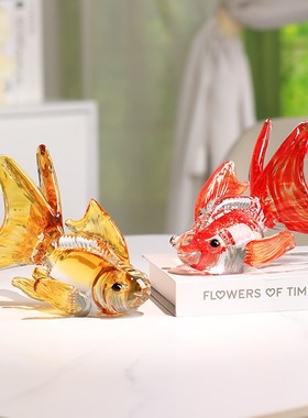 2025新款高档小摆件轻奢鱼锦鲤桌E面客厅玄关酒柜高级感玻璃工艺