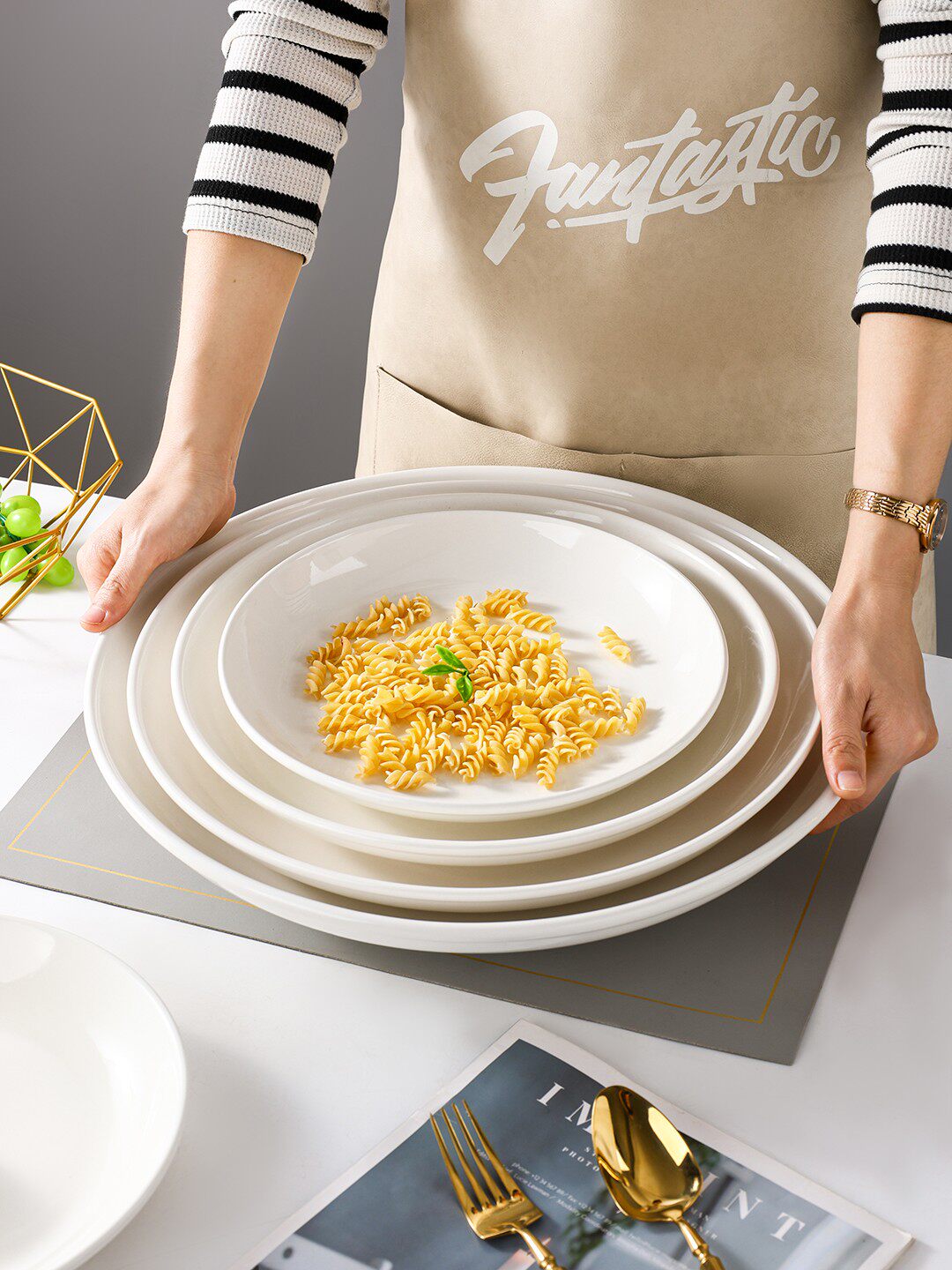 加厚加大号陶瓷圆盘子大盘子超大家用深盘平果盘创意蒸鱼剁椒鱼头