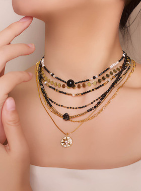 高级感饰品多层叠戴黑尖晶缎带