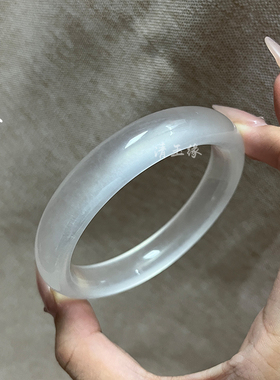 天然高冰透玉镯水沫玉