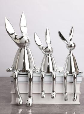 现代无障碍豪华客厅坐兔子桌面电视柜装饰创意咖啡桌可爱的长耳兔