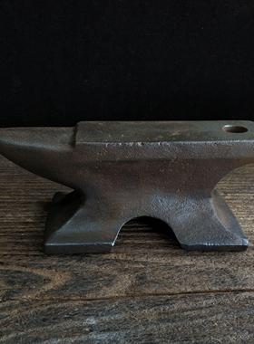 彷古民俗老物件老铁砧子铁匠铁墩子实用收藏小羊角砧敲打垫托工具