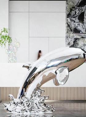 酒店大堂落地海豚雕塑艺术品售楼处别墅展厅玻璃钢电镀软装置摆件