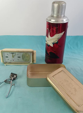 民俗老物件摆件老电视机煤灯饭盒老暖壶老物农家乐装饰摆件道具