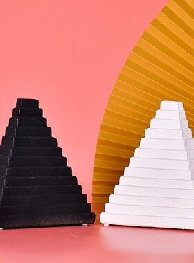 北欧简约黑白色金字塔陶瓷y摆件客厅插花器餐桌电视柜创意