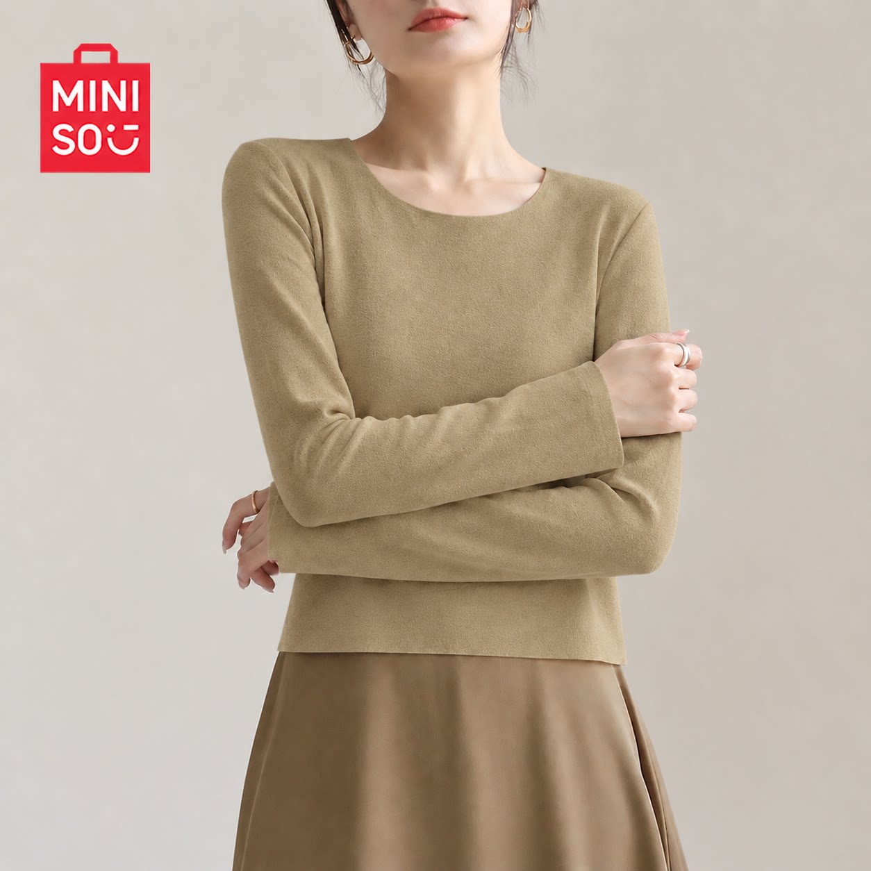 MINISO/名创优品打底衫女2026新款秋冬正肩保暖长袖内搭无痕上衣J 搭冬实拍商品图
