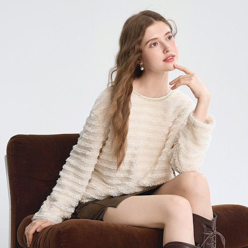 betu百图独特好看软糯流苏毛绒卫衣女2025年冬季新款慵懒风上衣,淘宝优惠券,粉丝福利购,淘宝优惠卷