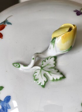 糖果碗ins田园风梅森手绘y立体花卉带盖创意陶瓷家居中古摆件