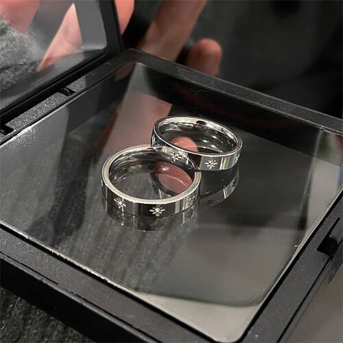 星芒钛钢男款戒指女小众设计感指环食指戒轻奢情侣对戒2026新款 - 图2