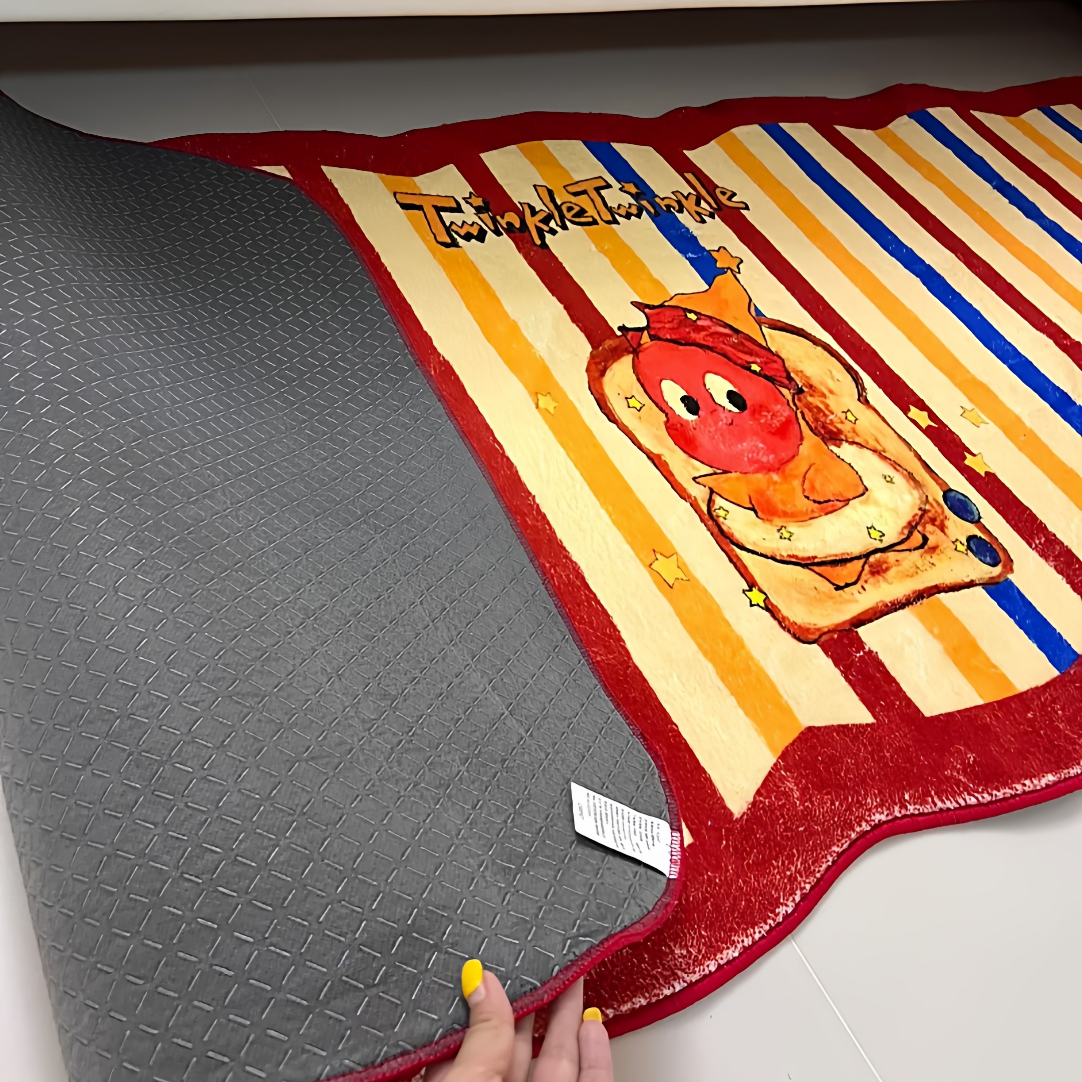 女孩粉色公主房异形脚垫仿羊绒床边毯房间柔软地垫高级床尾毯,淘宝优惠券,粉丝福利购,淘宝优惠卷