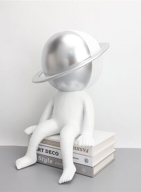 现代简约创意太空人太空人树脂摆饰卧室客厅M样板房儿童房家居饰