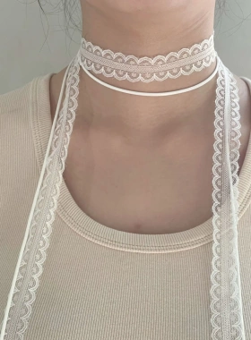 蕾丝飘带叠戴层次感设计细窄女