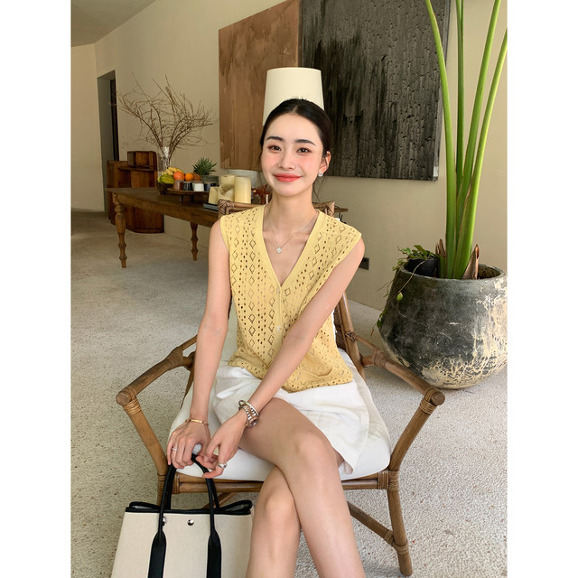 Maven Lin Dream Fragrance Heavy Industry Hollow Crochet Sleeveless Vest Women's Loose Summer French-neck Sweater