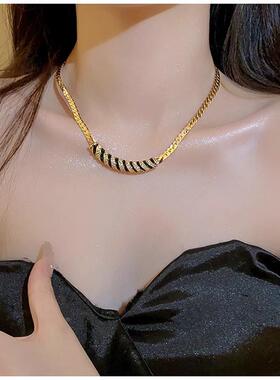 MaisonCleo金色复古设计感锁骨链