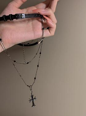 MaisonCleo黑色十字架叠戴项链