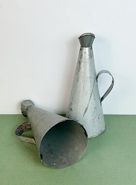 知青老物件老式喇叭喊话筒扩音y器老旧铁皮喇叭生产队怀旧收藏摆