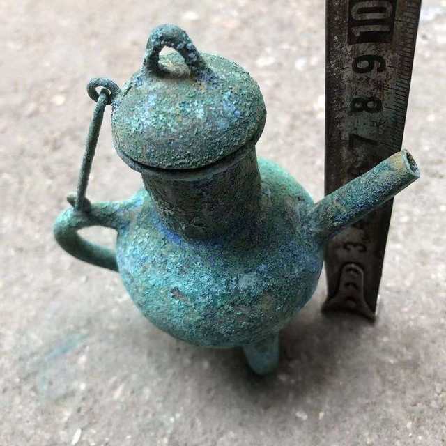 Antiques Han Dynasty old objects retro green rust copper pot ornaments ornamental utensils collection countryside collection