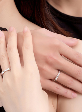 s925纯银双生结情侣对戒ins高级感小众设计拉丝磨砂莫比乌斯戒指