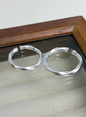 新概念s925纯银莫比乌斯情侣对戒小众高级感磨砂扭纹实心素圈指环