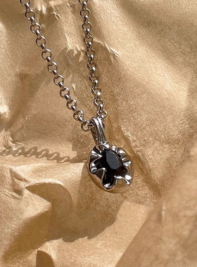 s925纯银黑锆石椭圆项链女ins法式轻奢小众设计不规则简约锁骨链