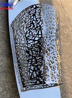 现代不锈钢小船雕塑园林景观售楼部水池户外流水镂空大型渔船定制