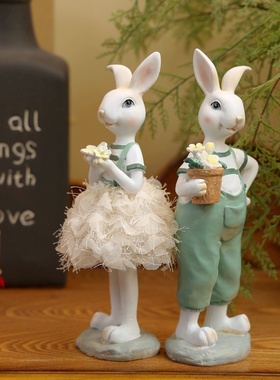 极速田园蕾丝g裙背带裤卡通情侣兔子兔年网红生日生肖兔送礼物橱