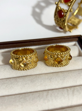 法式复古红玛瑙黄水晶可开口宽版镂空手镯中古小众轻奢做旧手环