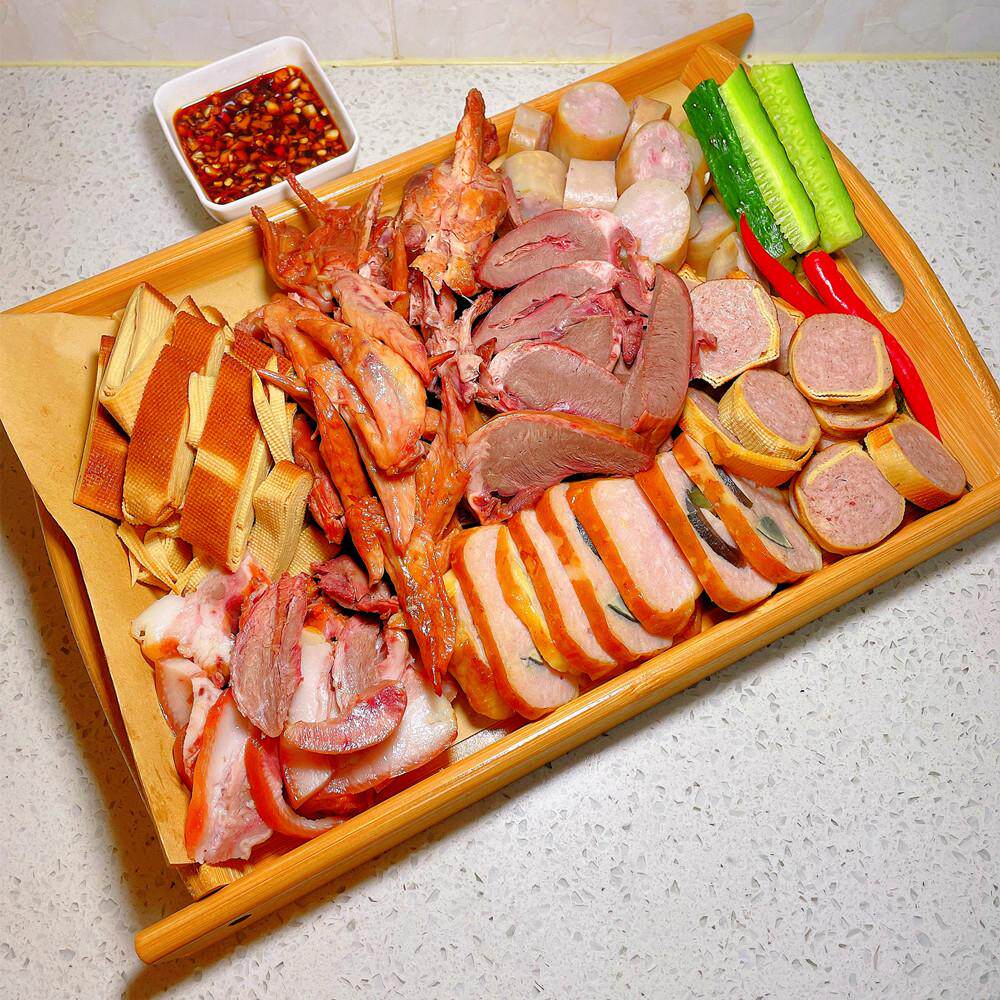 东北熏酱拼盘熟食哈尔滨特产正宗套餐鸡骨架翅尖猪心豆腐卷猪头肉