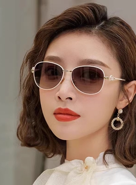 高级感偏光变色太阳眼镜小太阳镜女防紫外线墨镜女新款潮红色圆脸