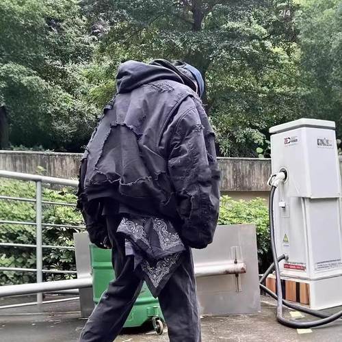 【现货】WE11DONE TRACK重工破坏水洗做旧拉链连帽夹克棉服外套 - 图1