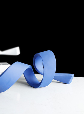 新品现代简约创意家居几何形飘带雕塑玄关摆件样板房间Z售楼处软