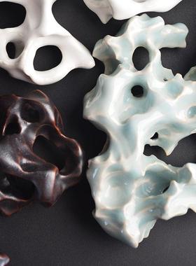 陶瓷太湖石山子摆件枯山水石头纯手工镂空雕刻假山石茶席笔架摆件