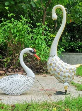 跨境热销外贸欧美花园庭院户外草坪发光铁皮动物铁艺天鹅太阳能灯